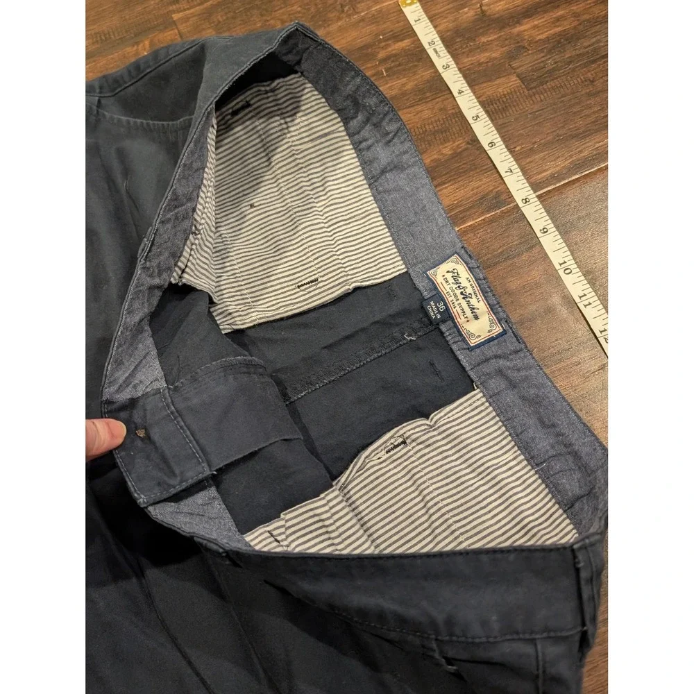 Flag & Anthem Shorts Womens 36 Navy Blue Casual‎ Chino Cuffed Cotton Dry Goods - Picture 3 of 10